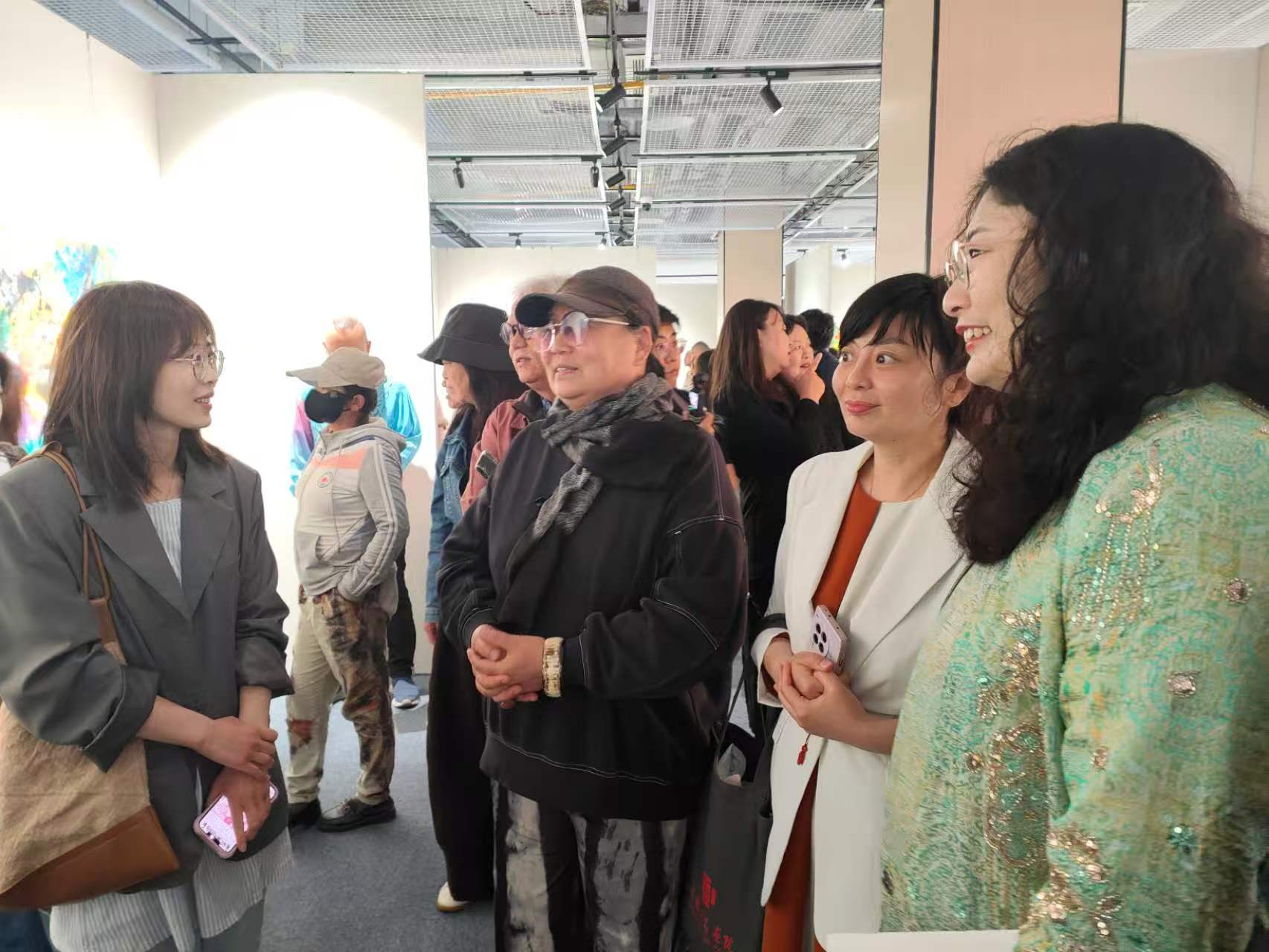 青岛黄海学院 以文化为桥，开启艺术交流新篇章